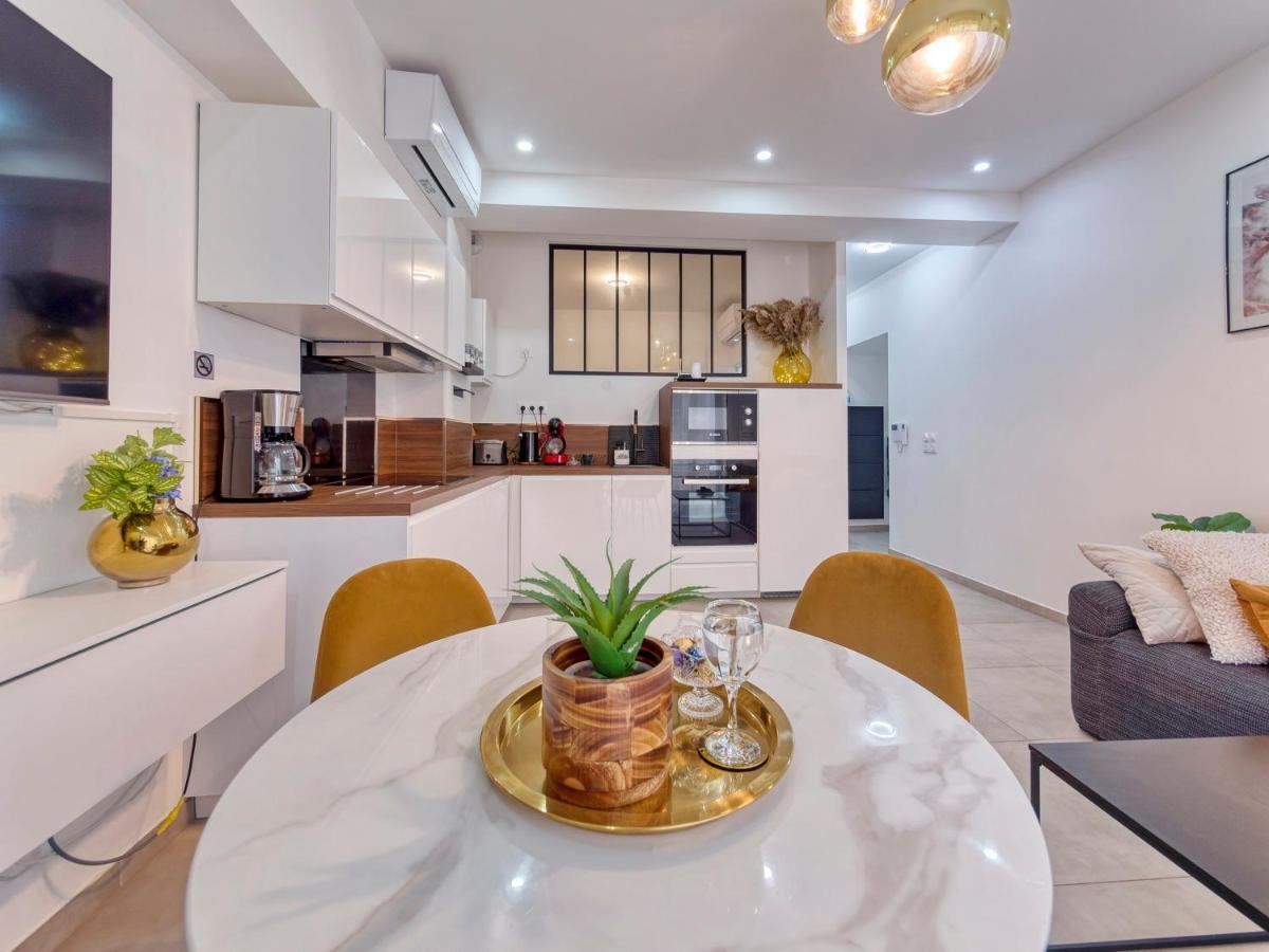 ניס City Vibes, Indoor Parking, Breakfast & Air Conditioning מראה חיצוני תמונה